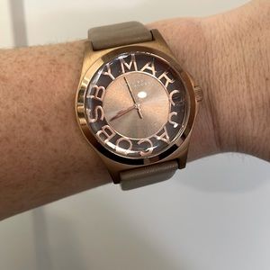 Marc Jacobs Henry Brown Cut-out Dial Rose Gold